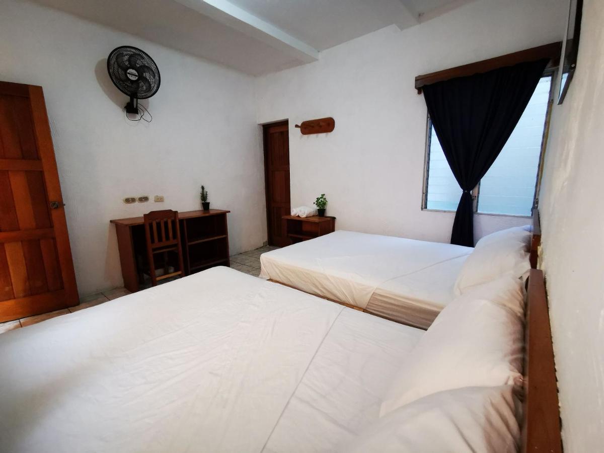 Natz Hotel Flores Eksteriør bilde