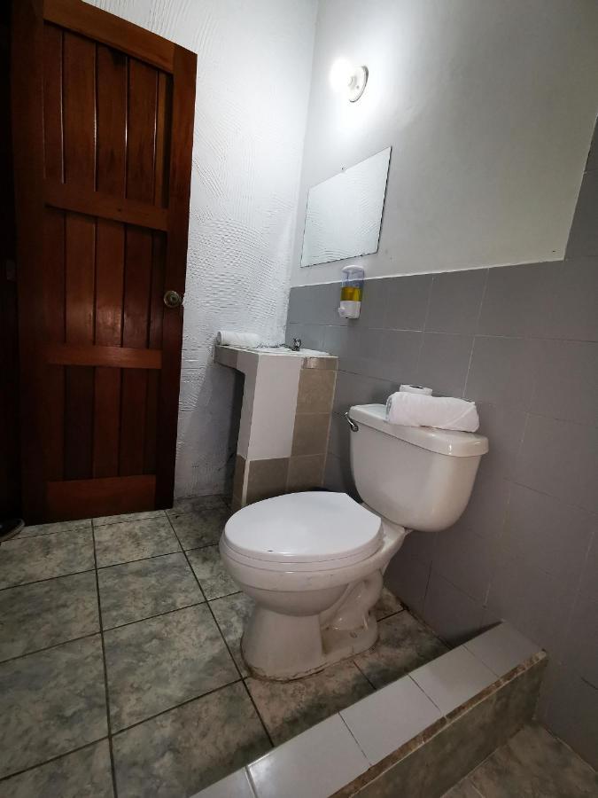 Natz Hotel Flores Eksteriør bilde