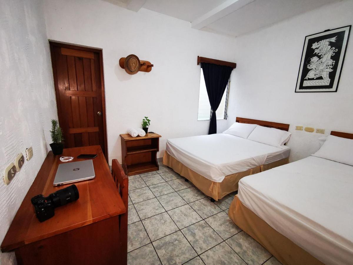 Natz Hotel Flores Eksteriør bilde