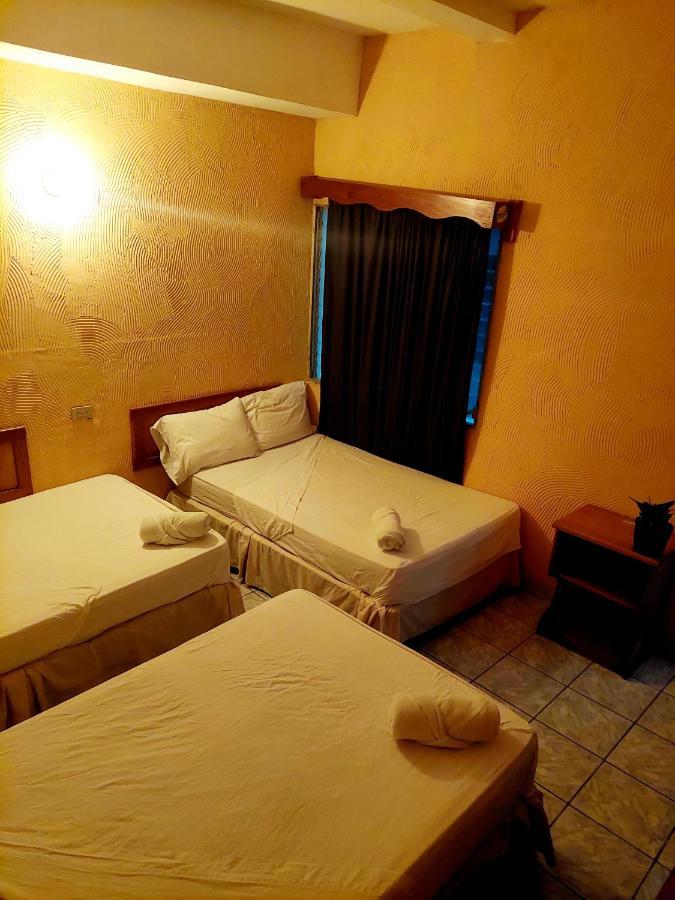 Natz Hotel Flores Eksteriør bilde