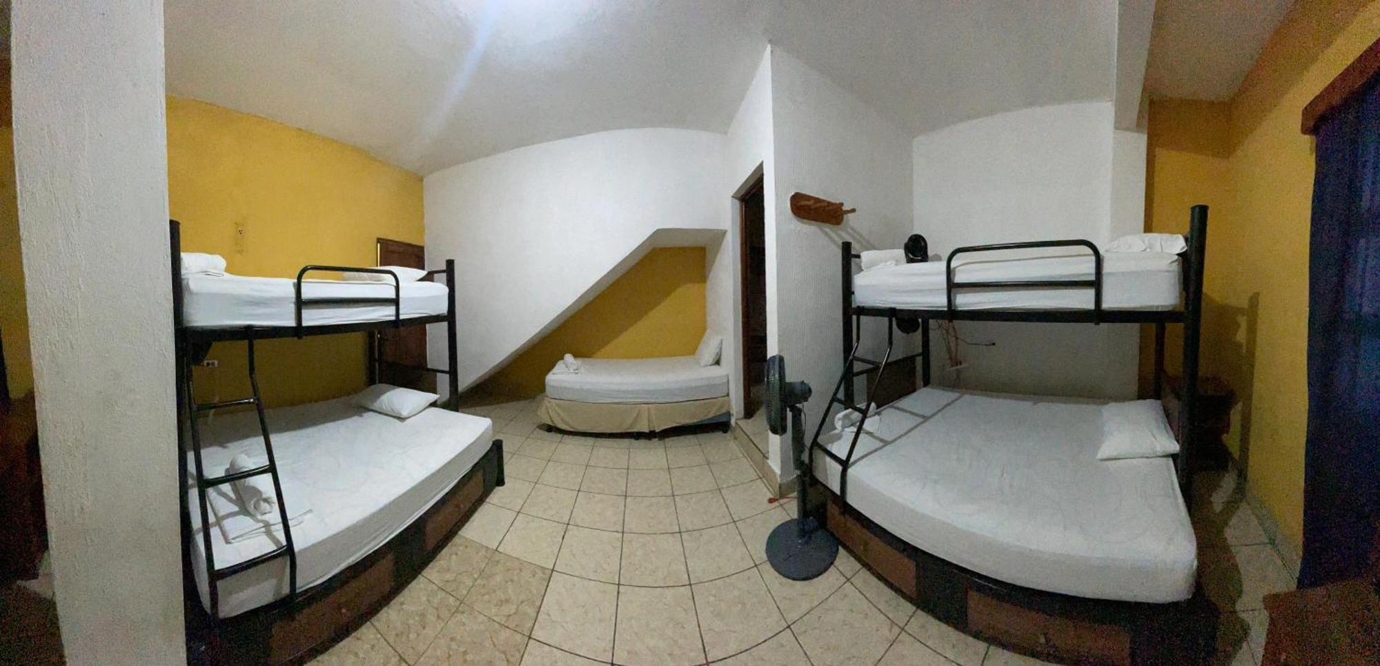 Natz Hotel Flores Eksteriør bilde