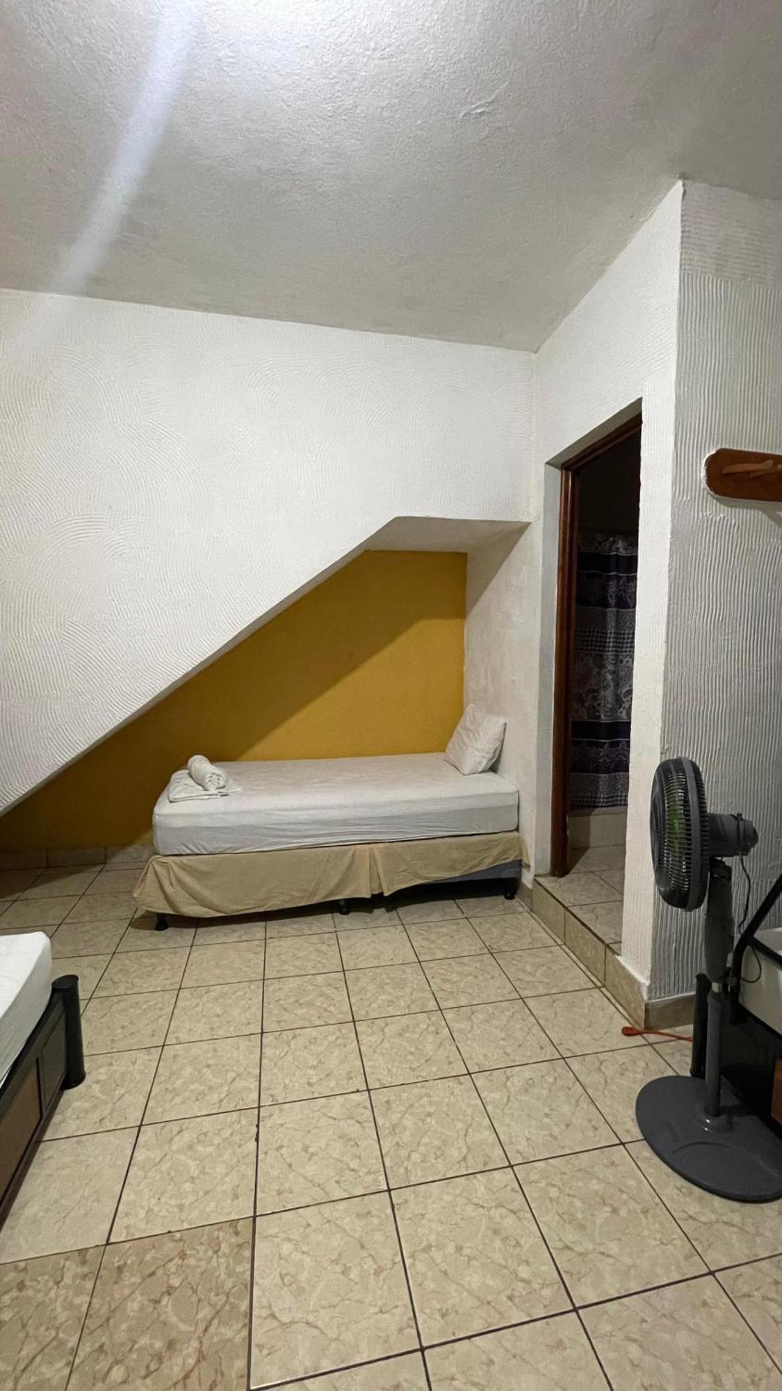 Natz Hotel Flores Eksteriør bilde