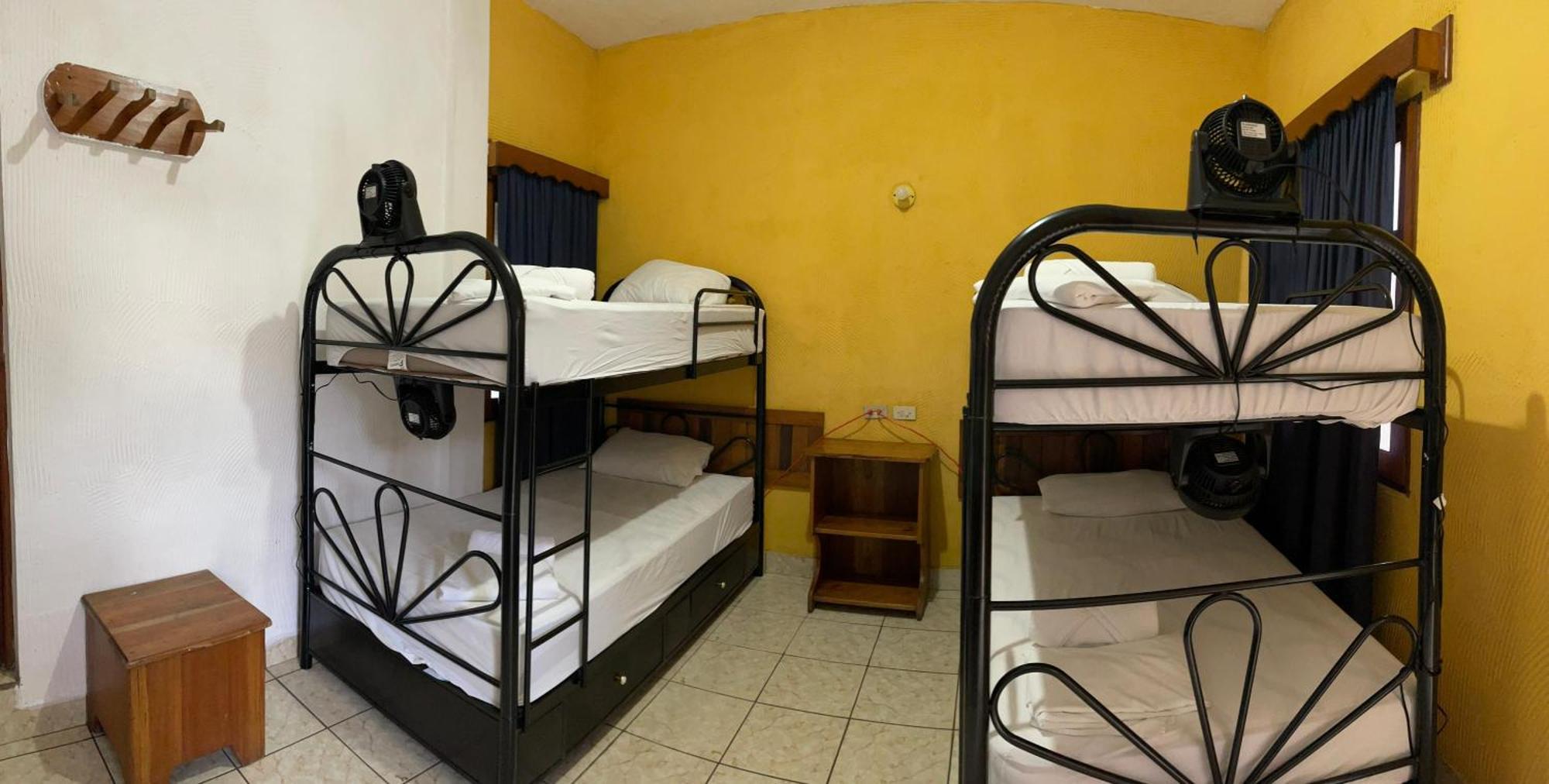 Natz Hotel Flores Eksteriør bilde